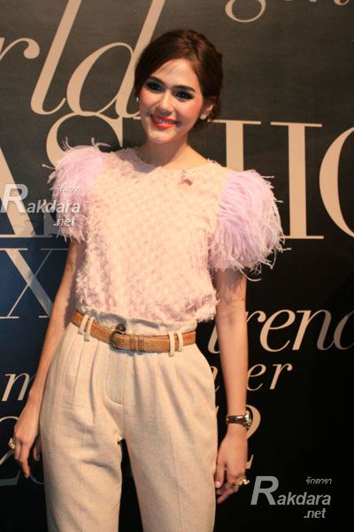 ชมพู่ อารยา @ Siam Paragon