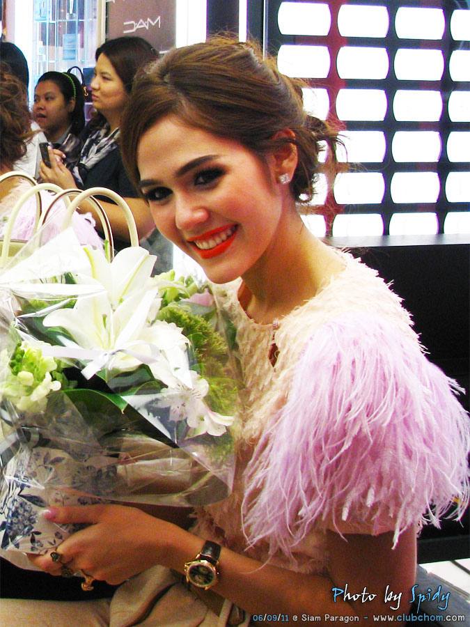 ชมพู่ อารยา @ Siam Paragon