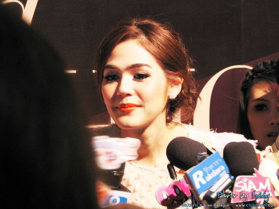 ชมพู่ อารยา @ Siam Paragon