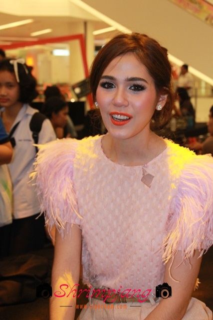 ชมพู่ อารยา @ Siam Paragon