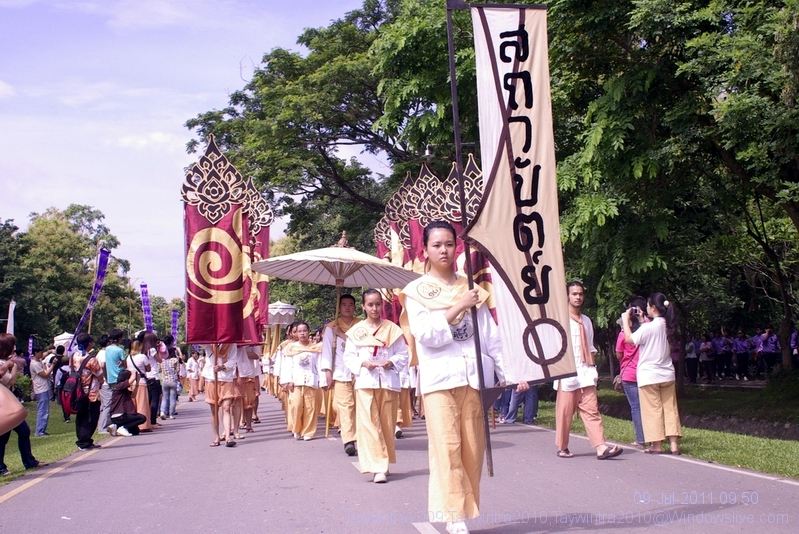เก็บตก ประเพณีรับน้องขึ้นดอย มหาวิทยาลัยเชียงใหม่ 2554