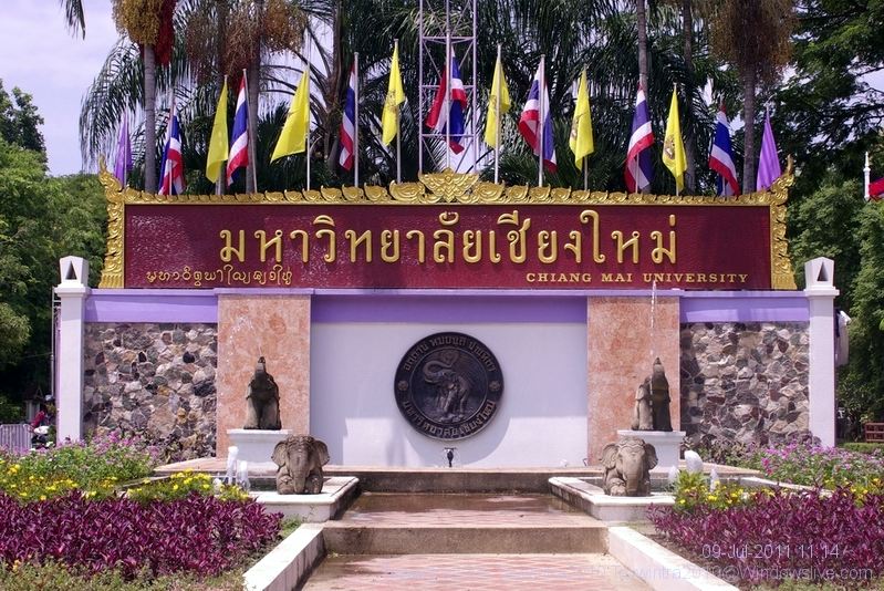 เก็บตก ประเพณีรับน้องขึ้นดอย มหาวิทยาลัยเชียงใหม่ 2554