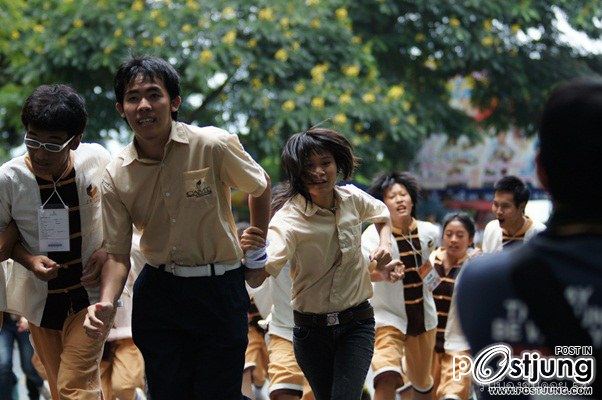 เก็บตก ประเพณีรับน้องขึ้นดอย มหาวิทยาลัยเชียงใหม่ 2554