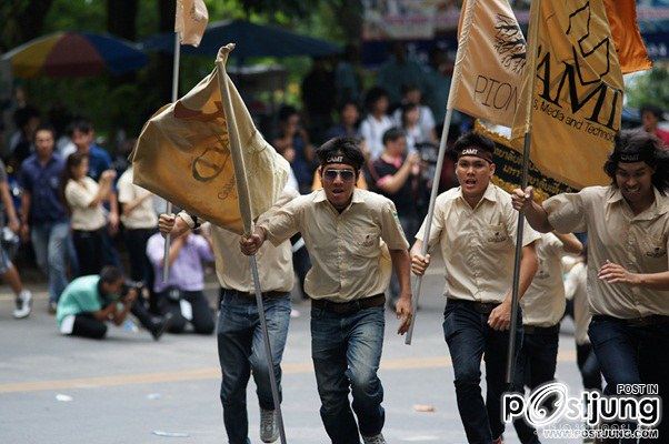 เก็บตก ประเพณีรับน้องขึ้นดอย มหาวิทยาลัยเชียงใหม่ 2554