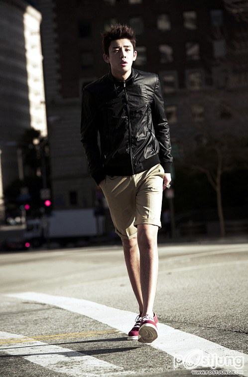 หนุ่มหล่อ ยูอาอิน