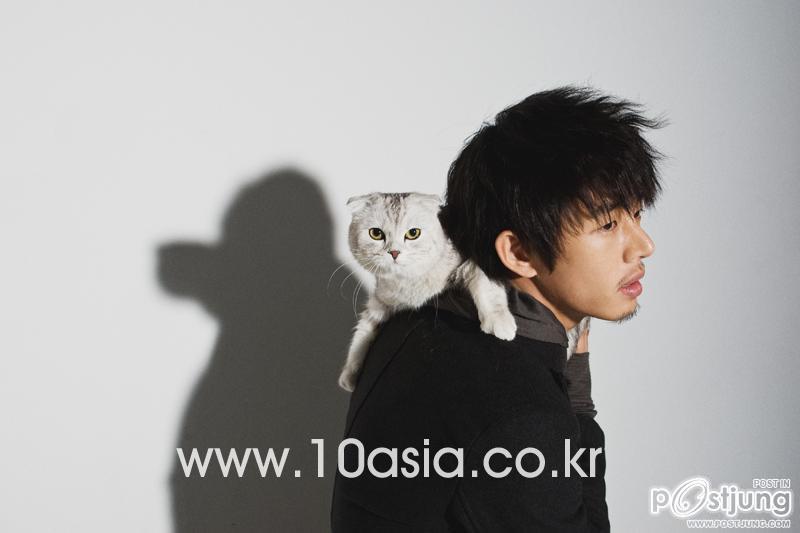 หนุ่มหล่อ ยูอาอิน