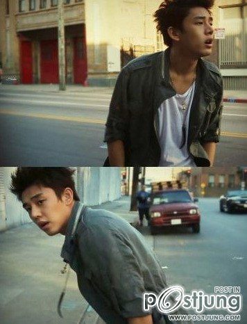 หนุ่มหล่อ ยูอาอิน