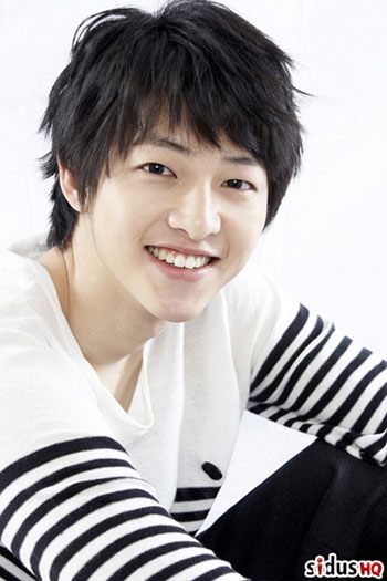Song Joong Ki หนุ่มเจ้าเสน่ห์