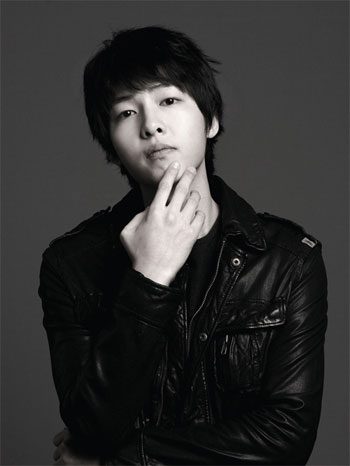 Song Joong Ki หนุ่มเจ้าเสน่ห์