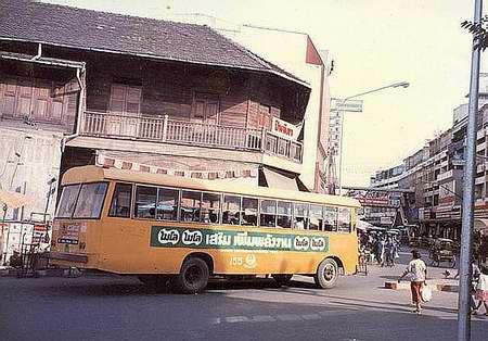 ตลาดวโรรส หรือกาดหลวงตลาดที่ใหญ่ที่สุดในภาคเหนือ