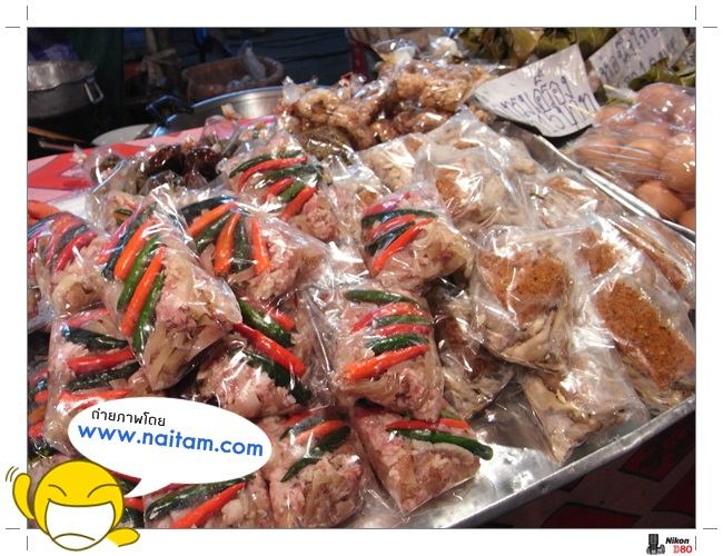 ตลาดวโรรส หรือกาดหลวงตลาดที่ใหญ่ที่สุดในภาคเหนือ