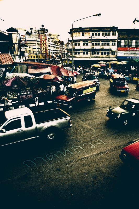 ตลาดวโรรส หรือกาดหลวงตลาดที่ใหญ่ที่สุดในภาคเหนือ