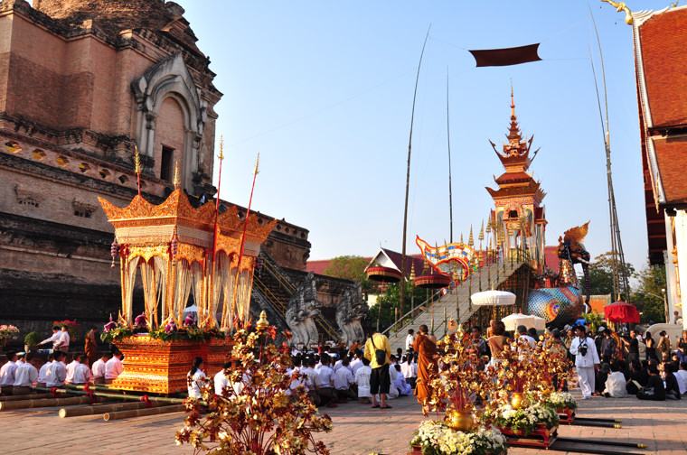 นกหัสดิลิงส์กับพิธีอัญเชิญสรีระสังขารสู่เมรุปราสาท