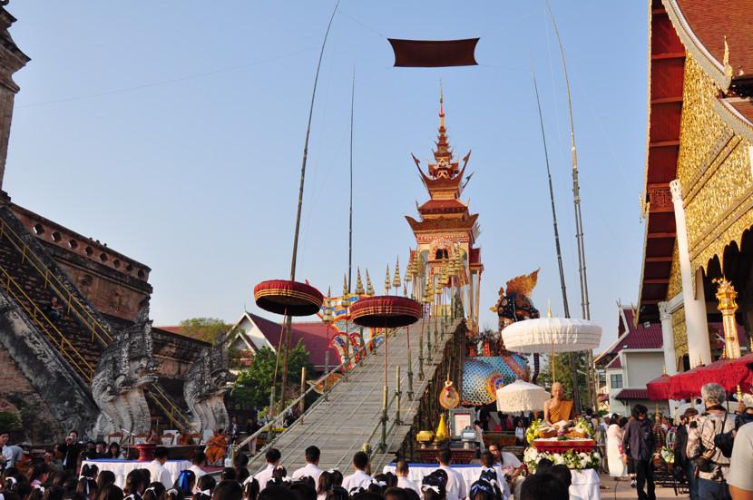นกหัสดิลิงส์กับพิธีอัญเชิญสรีระสังขารสู่เมรุปราสาท