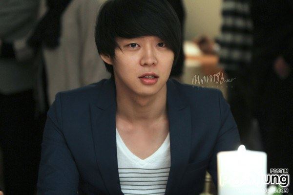 ปาร์คยูชอน  หล่อ เท่ สมาท
