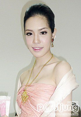 เกรซ มายด์ สองสาวขาวโอโม่ ค่ะ