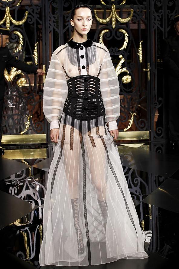 Louis Vuitton :Autumn/Winter 2011-12