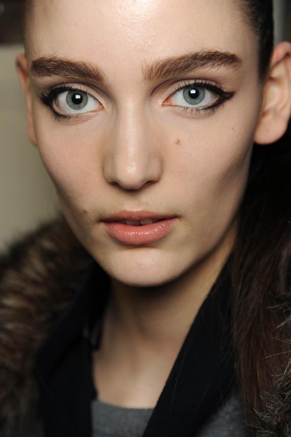 Louis Vuitton :Autumn/Winter 2011-12(Backstage)