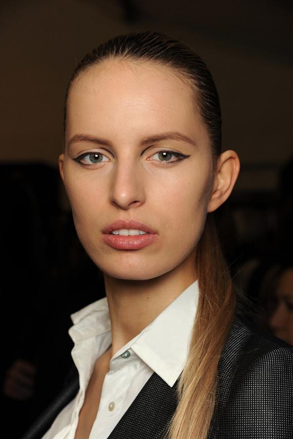 Louis Vuitton :Autumn/Winter 2011-12(Backstage)