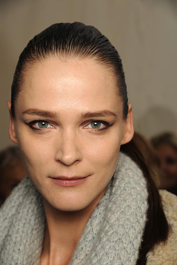 Louis Vuitton :Autumn/Winter 2011-12(Backstage)