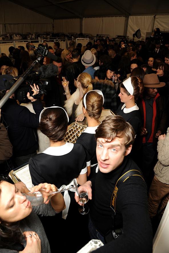 Louis Vuitton :Autumn/Winter 2011-12(Backstage)