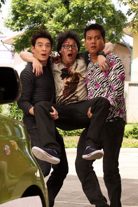 "สามหนุ่ม สามมุม"สุด'ฮา'