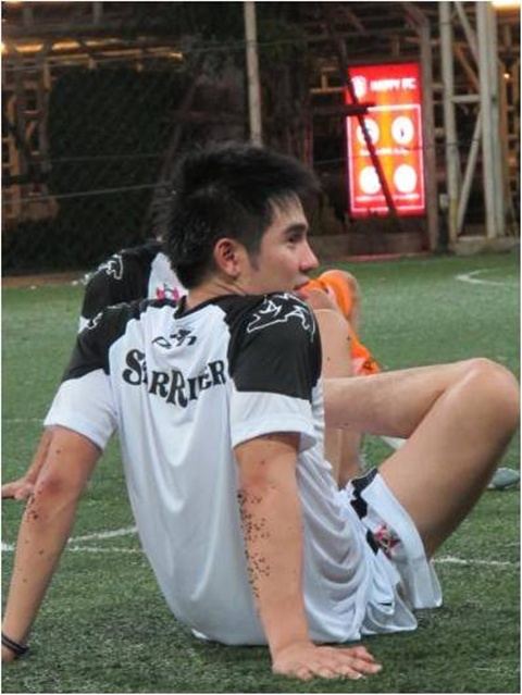 โป๊ป-ธนวรรธน์ ซ้อมบอลกับสมาชิกทีม Star Riders