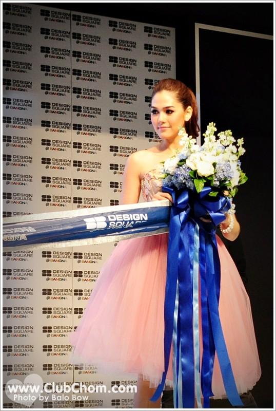 ชมพู่ อารยา และ แอฟ ทักษอร ในงานเปิดตัวGrand Opening SB Design Square