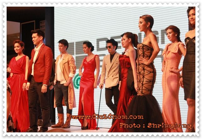 ชมพู่ อารยา ในงานเปิดตัวเฟอร์นิเจอร์SB Design Square