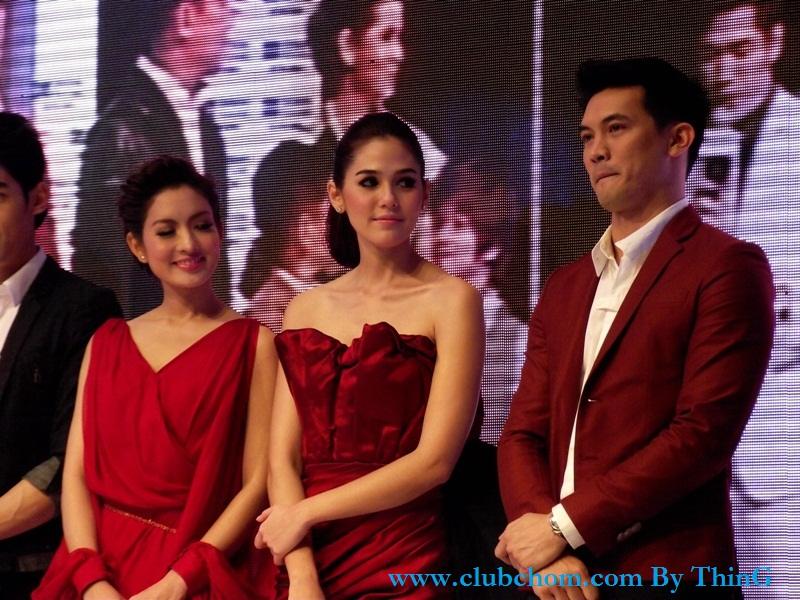 ชมพู่ อารยา ในงานเปิดตัวเฟอร์นิเจอร์SB Design Square