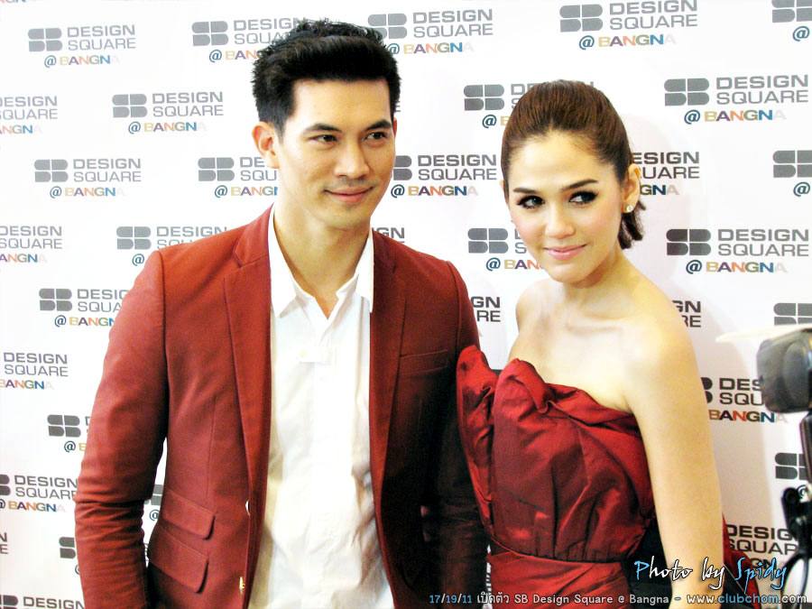 ชมพู่ อารยา ในงานเปิดตัวเฟอร์นิเจอร์SB Design Square
