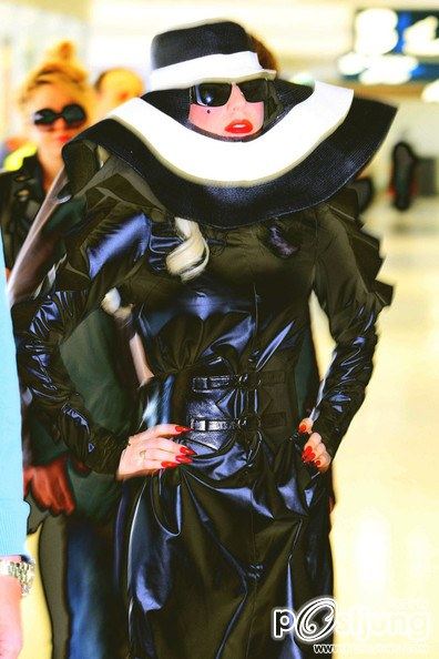 Lady Gaga at Sydney Airport