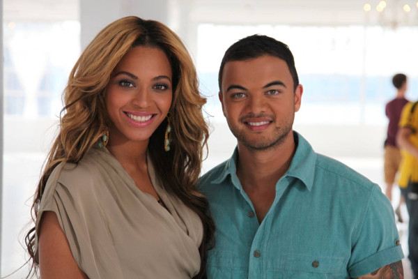 Beyonce ไปเยี่ยม X Factor Australia 2011 คร่าาาา