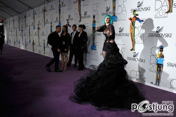 LADY GAGA AT  CFDA Fashion Awards 2011