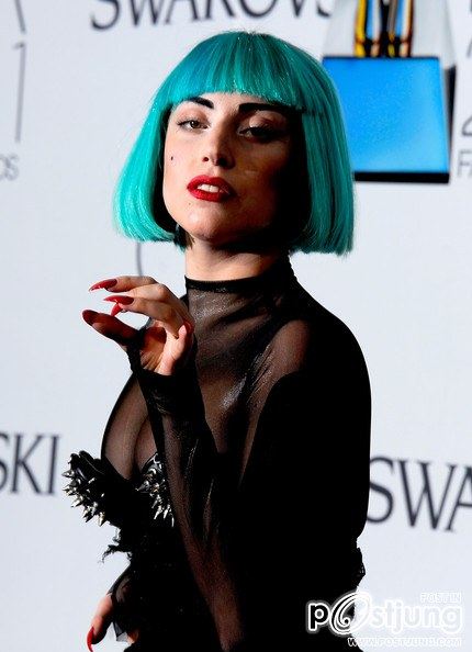 LADY GAGA AT  CFDA Fashion Awards 2011