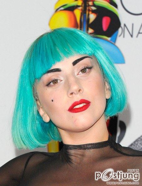 LADY GAGA AT  CFDA Fashion Awards 2011