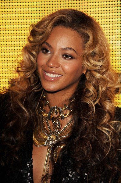 Beyonce and Her Mom @ London Fashion Week