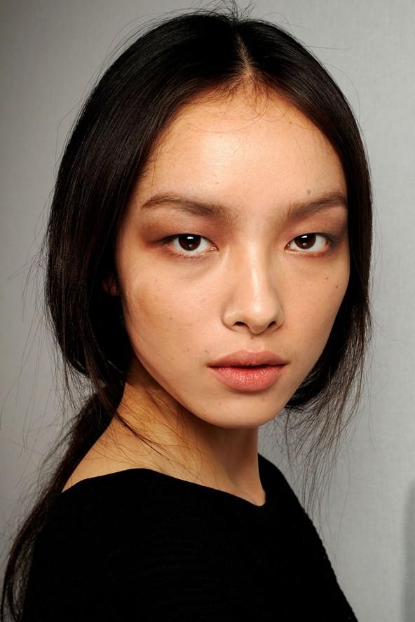 Burberry Prorsum Autumn/Winter 2011-12 London Backstage
