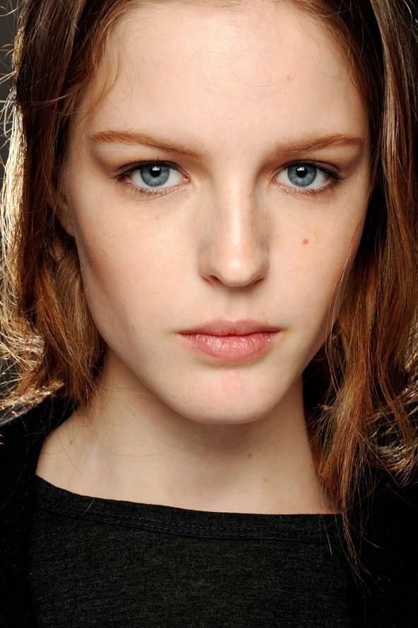 Burberry Prorsum Autumn/Winter 2011-12 London Backstage