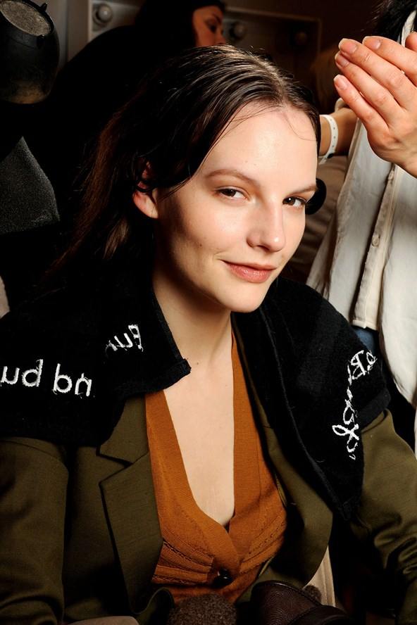 Burberry Prorsum Autumn/Winter 2011-12 London Backstage