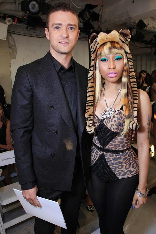 Celebrities At Fashion Week 02