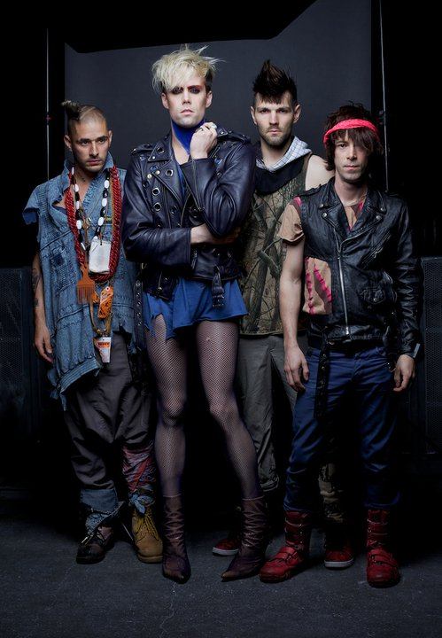 Semi Precious Weapons - Magnetic Baby  เพื่อน นาง ก้า