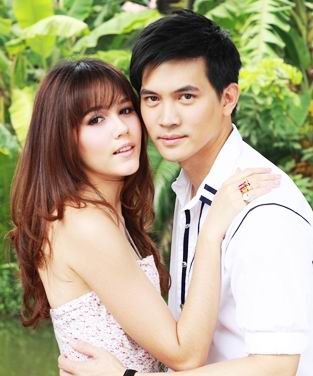 "หน่อย บุษกร"กำลังจะเป็นผู้จัดจับ"เคน - ชมพู้"ม่ประกบคู่กัน(อีกแล้ว)