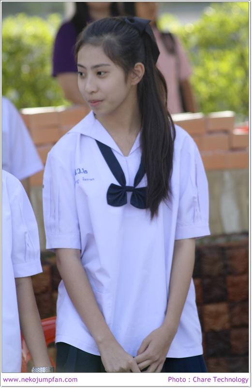 ดาราน่ารักตอนอยู่ ม.ต้นค่ะ