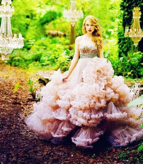 Taylor Swift WONDERSTRUCK