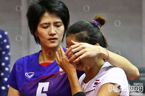 เวลาเสียใจเราก็จะมีกันเเละกัน