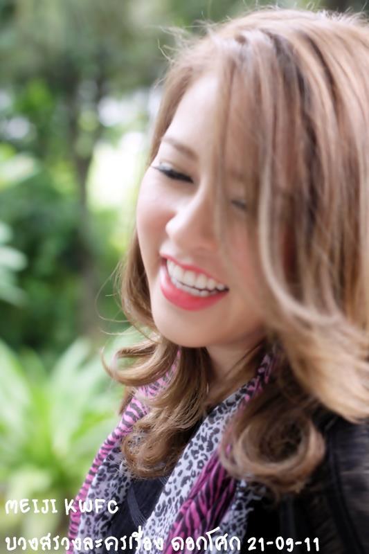 "กวาง - แอ๊ปเปิ้ล"สองสาวเดอะสตาร์ประเดิมบทร้ายในละคร"ดอกโศก"