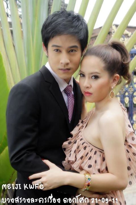 "กวาง - แอ๊ปเปิ้ล"สองสาวเดอะสตาร์ประเดิมบทร้ายในละคร"ดอกโศก"