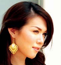 น้องเหมียวเขี้ยวเพชร