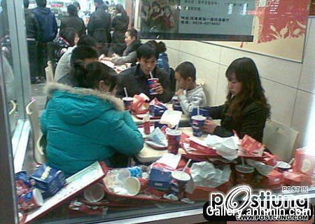 ร้าน KFC ที่สกปรกที่สุดในโลก